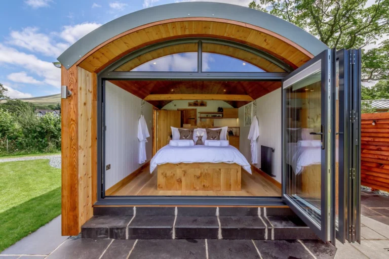 Lodges & Cabins copy